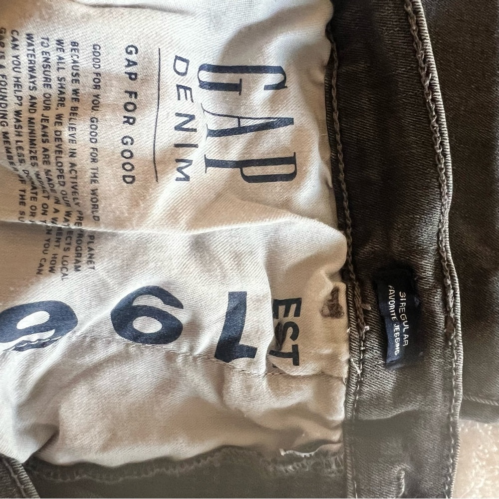GAP Women’s Jeggings - Picture 4 of 8